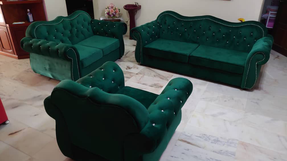 Camelback Sofa Set