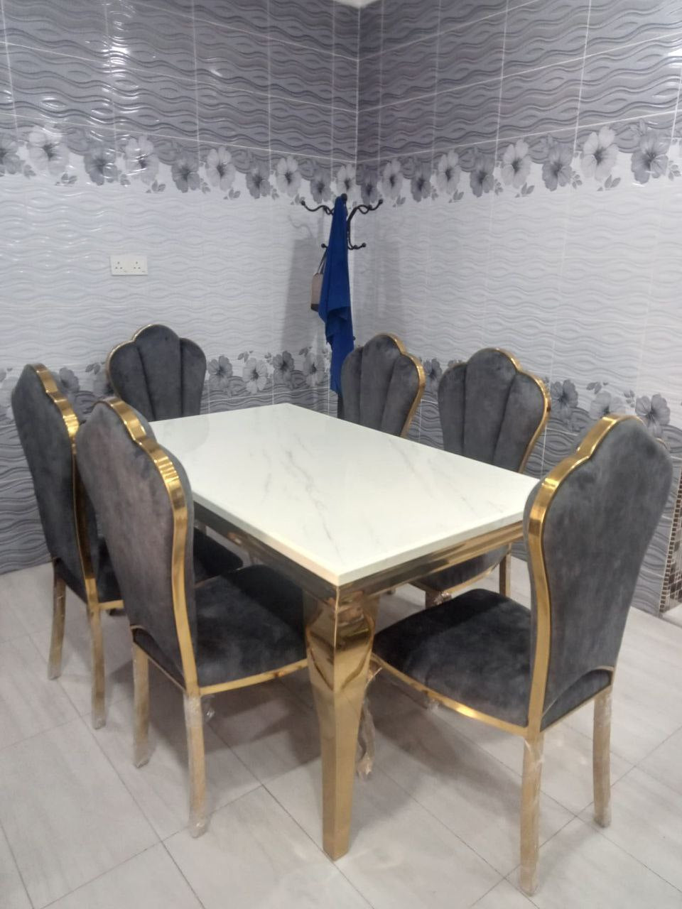 Mermaid Marble Dining Set