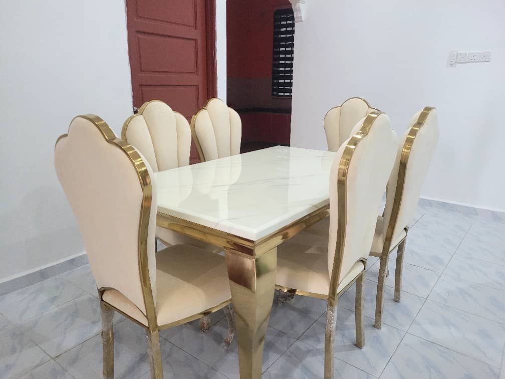 Mermaid Marble Dining Set