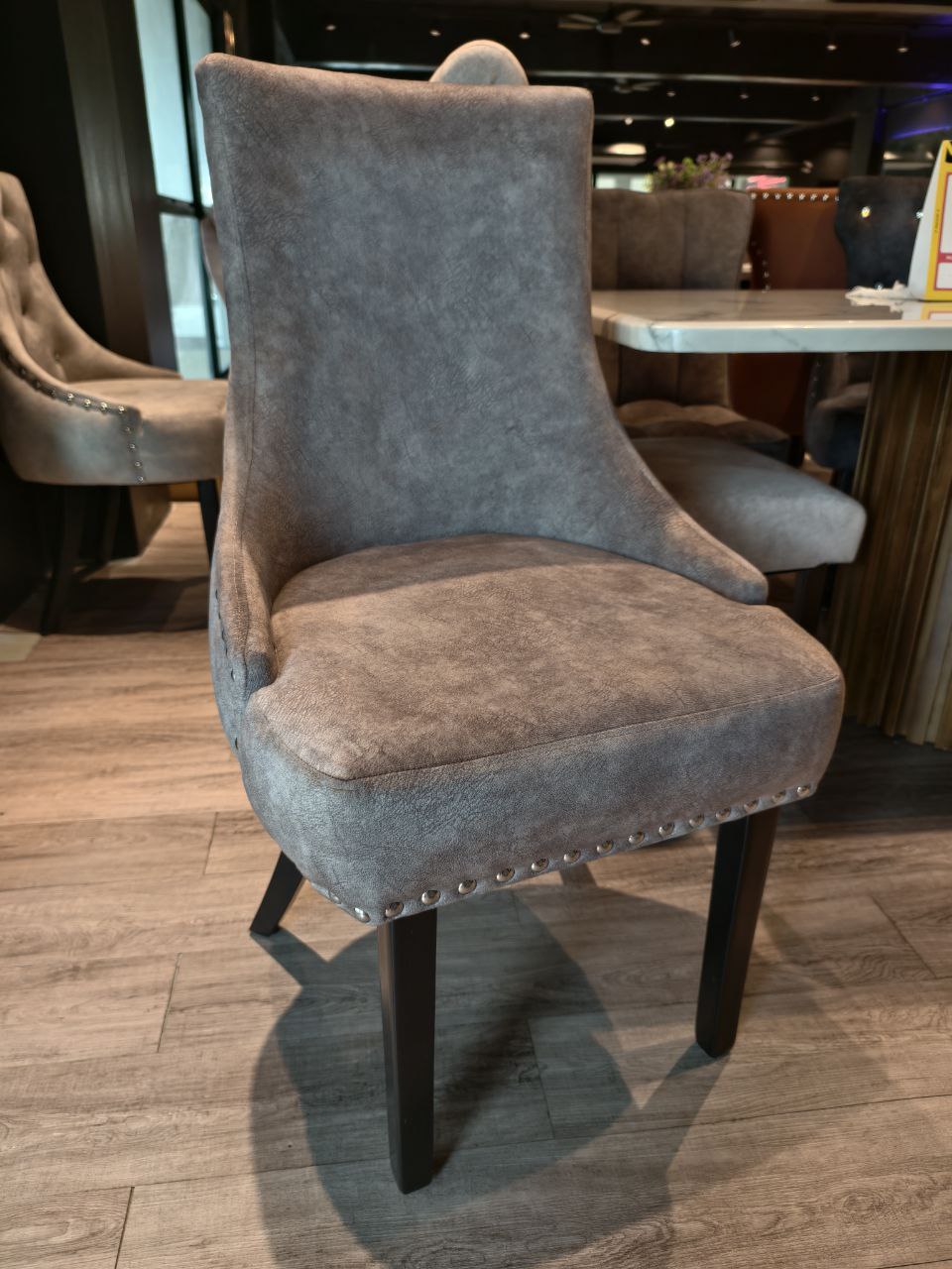 Classic Premium Dining Set