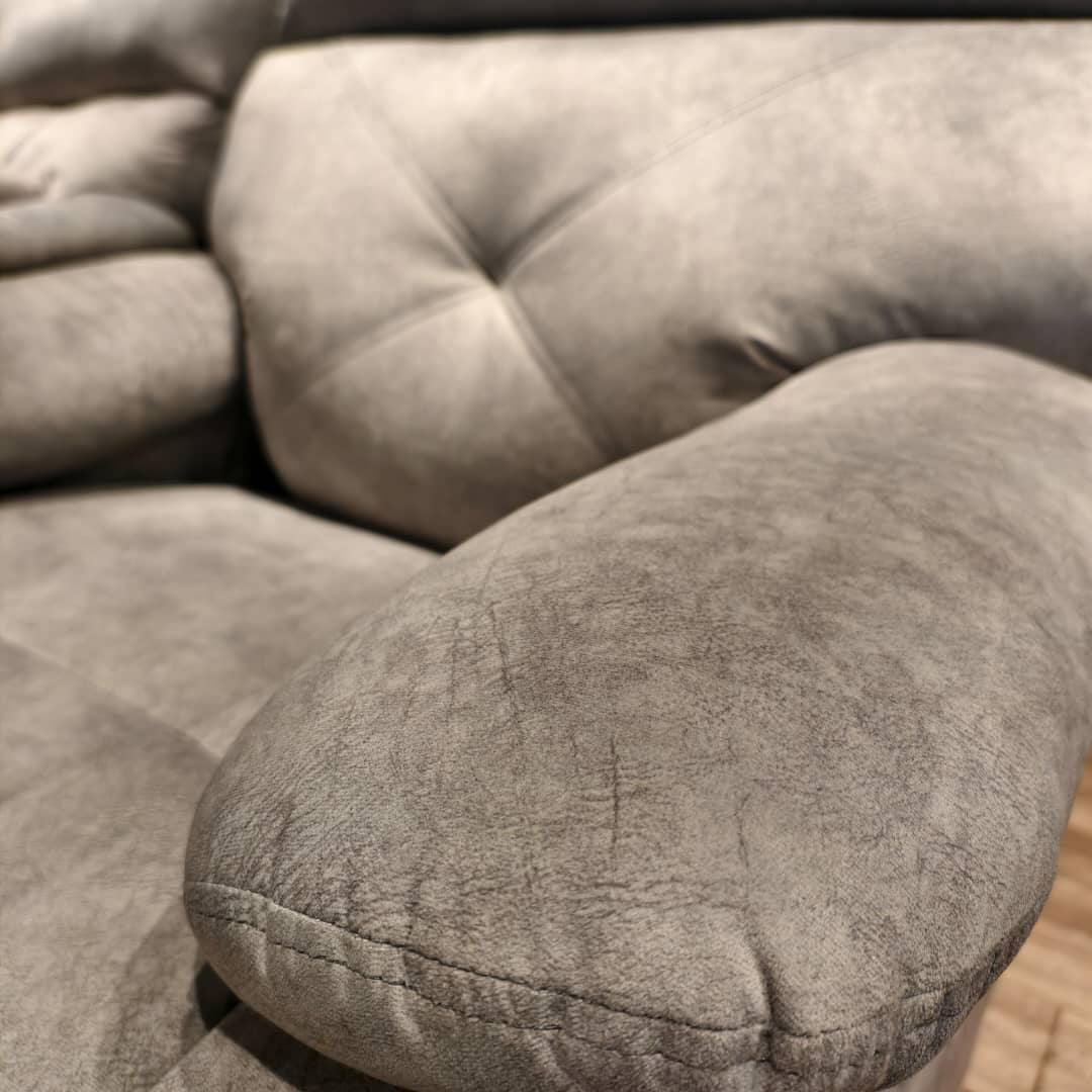 The Arlo Cloud Recliner