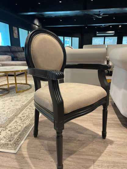 The Roma Dining Set | Luxury Marble Top Table with Neo-Classical Medallion Chairs