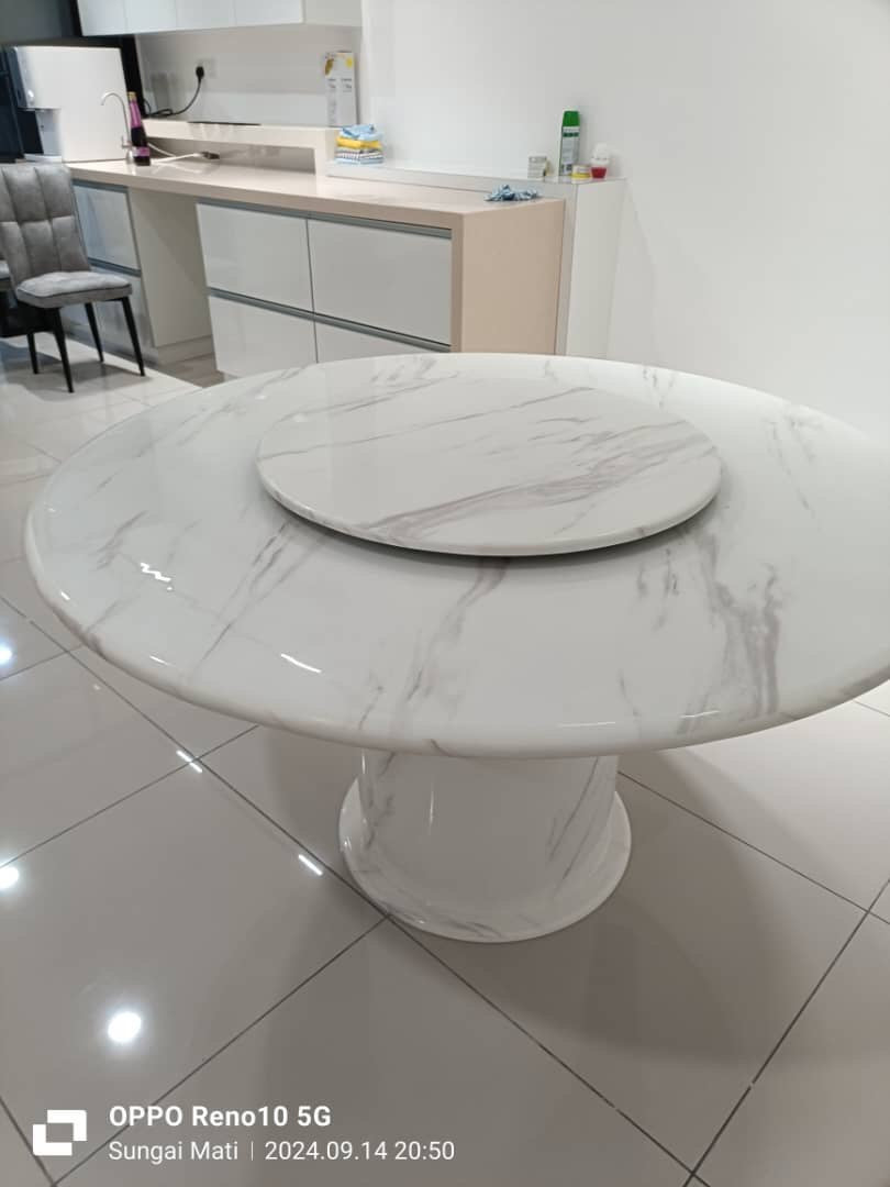 Round Marble Table with Round Marble Leg